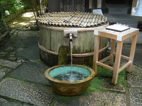 京の名水 「桃の井」 六の井