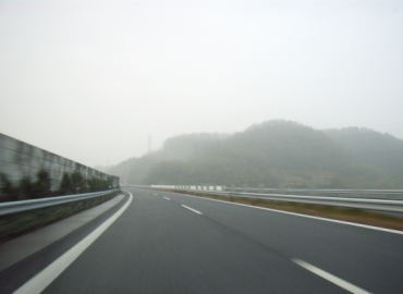 ■阪和高速、本日は霧多し