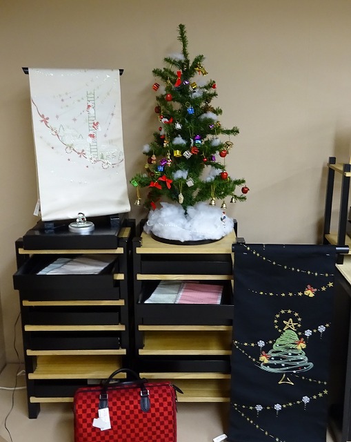 クリスマス カラー　