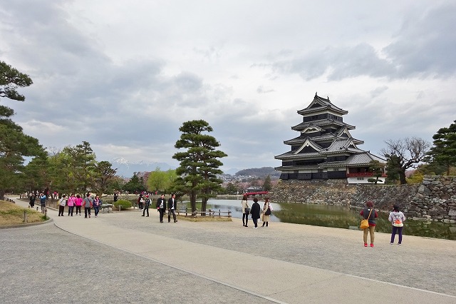 松本城