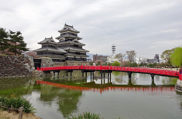 松本城