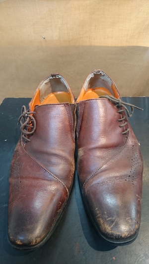 紳士靴　スベリ修理。
