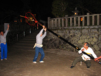 八大神社　剣鉾の鉾差し練習会