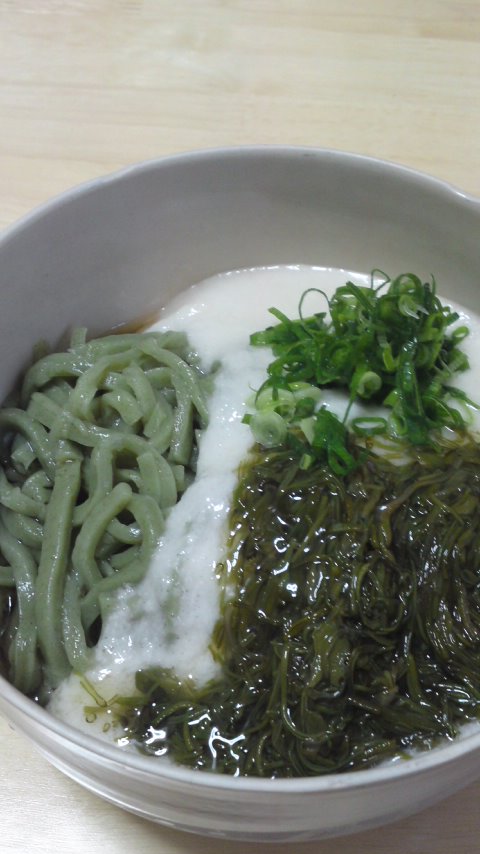 緑の麺ｄｅ朝