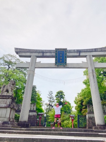 誰も誰もいな~い新緑地を求めて♪ 誰も誰もいな~い新緑地を求めて♪