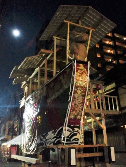 祇園祭・後祭の準備　≪　月夜に浮かぶ　大船鉾　≫