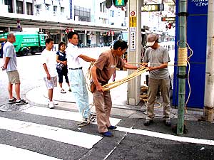 祇園祭2006　斎竹（いみたけ）建て　7月15日