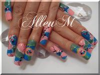 ハンドアクリルスカルプチュア&フットジェルネイル～楽しい配色・アートネイル☆ 2013/11/01 09:00:00