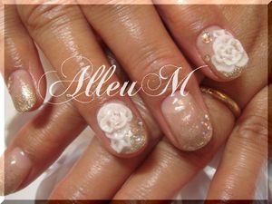 ソフトジェル～エンボス薔薇ネイル☆
