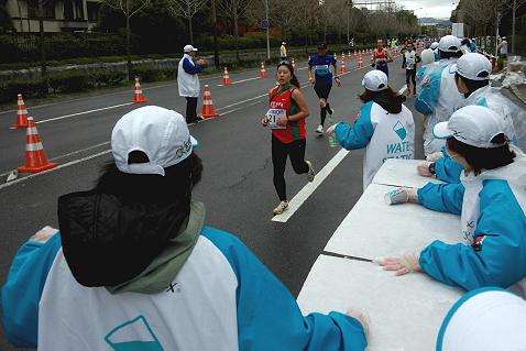 「絆」で結んだ京都マラソン　（京都市内）