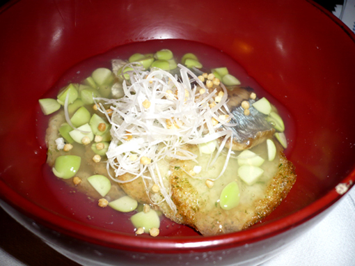 秋刀魚の唐揚げとふわふわとろろ　〜枝豆あんかけ〜
