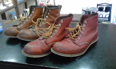 RED WING　修理中