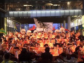京炎そでふれ！輪舞曲が浜松がんこ祭りに参加しました