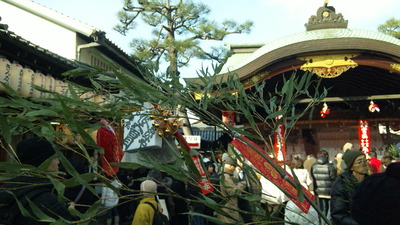 商売繁盛　雪持って来い！？