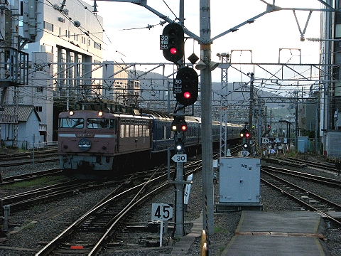 京都駅の夕暮れ時　（京都駅・日本海）