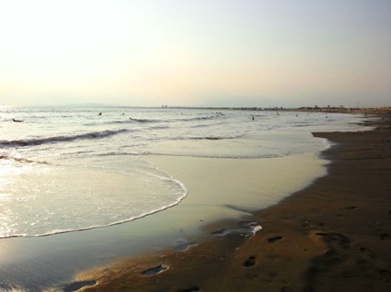 ≪　湘南の海岸はまだ夏模様！　≫