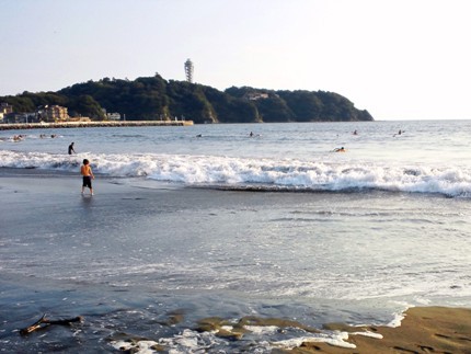 ≪　湘南の海岸はまだ夏模様！　≫
