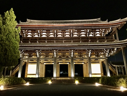 史上初開催！　≪　東福寺　/　青もみじ夜間ライトアップ特別拝観　≫