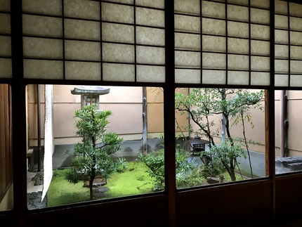 苔に潤い