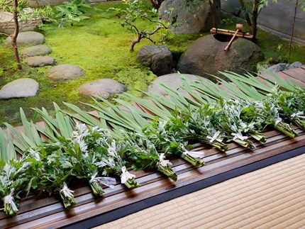 ≪　「 菖蒲の節句 」 の準備を･･･　≫　in　らくたび京町家
