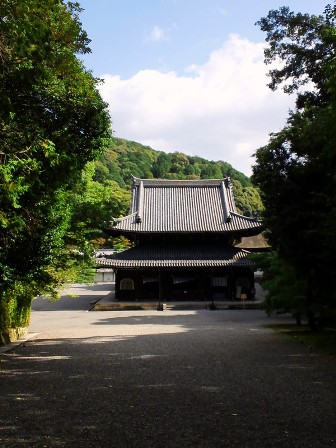 天皇家の菩提寺　≪　泉涌寺　≫