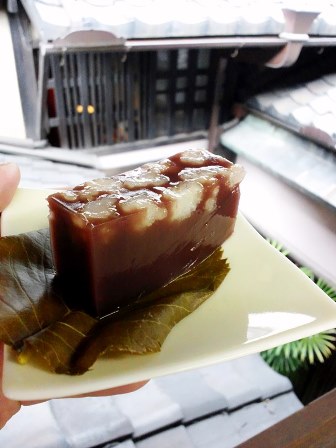 －　季節の和菓子　－　≪　夜さくら　≫　紫野和久傳