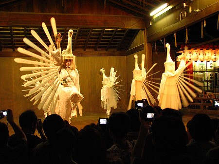 祇園祭2009・7月10日 神輿洗式の後に舞踊奉納。