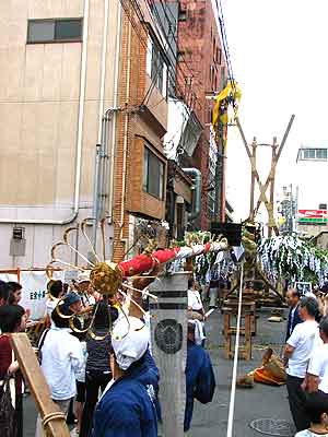 祇園祭2006　菊水鉾　鉾建て　7月11日